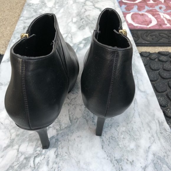 Madden girl booties black heel size 8 - Picture 3 of 8